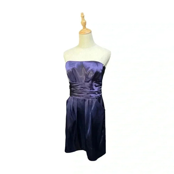 NWT David’s Bridal Satin Purple Mini BridesmaidDress Size 8 - Picture 1 of 6